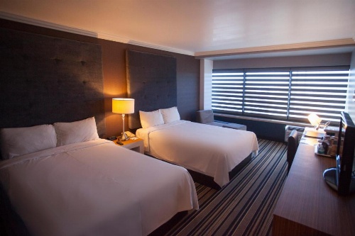 Hotel Huntington Beach image 14